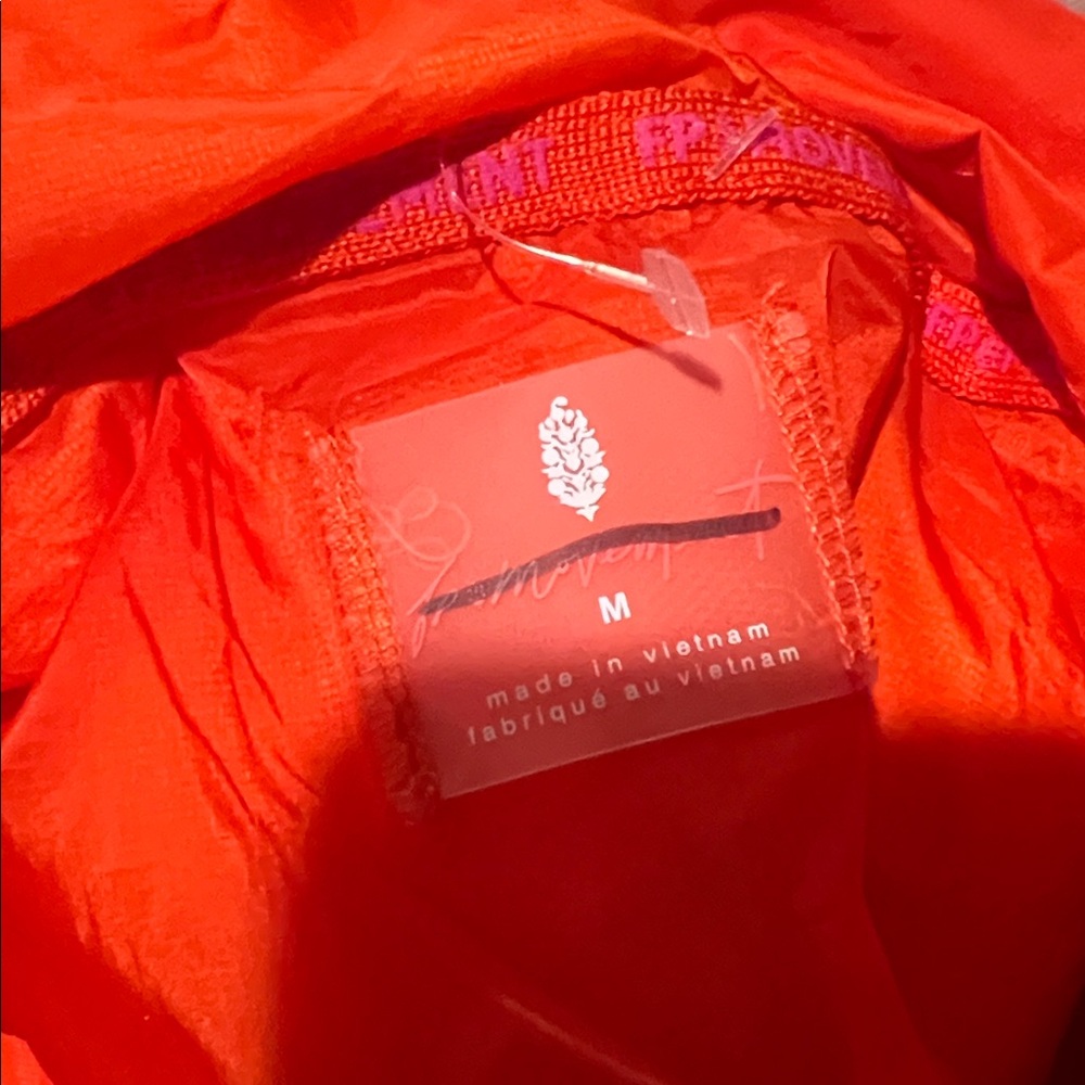 NWT FP Movement Free People In a Bubble Puffer Vest Orange Size‎ M Primaloft - Picture 16 of 16